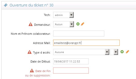 Un client ouvre un ticket depuis son site. Un log est créé par site avec plusieurs utilisateurs ayant chacun leur propre adresse mail. Nous avons crée le champ adresse mail en base de donnée et sur les php.